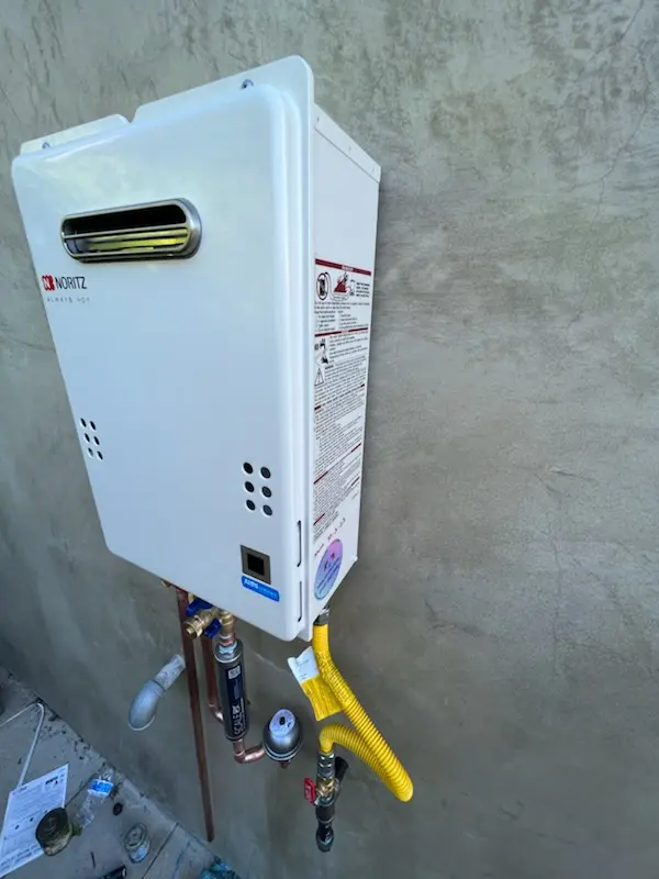 Tankless water heater installation for Henrys homes